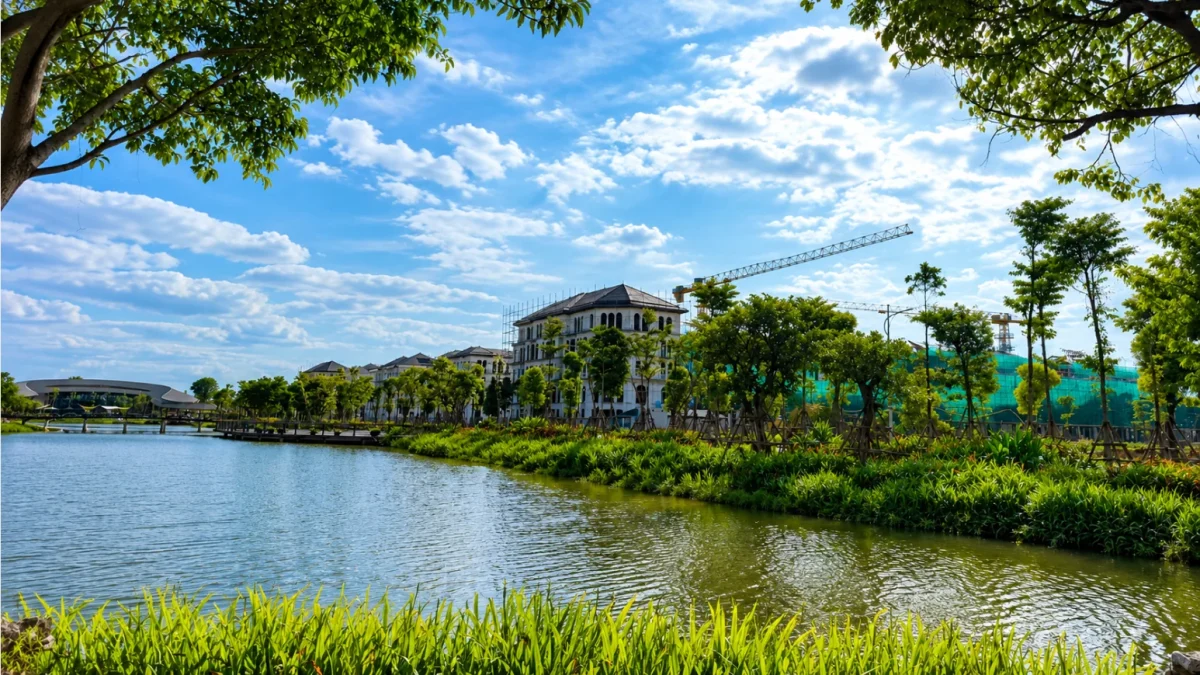 Alluvia City tháng 8/2026: 7 yếu tố đang thúc đẩy sức hút của khu đô thị ven sông Hồng 6 Tiến độ dự án Alluvia City cập nhật tháng 8/2026